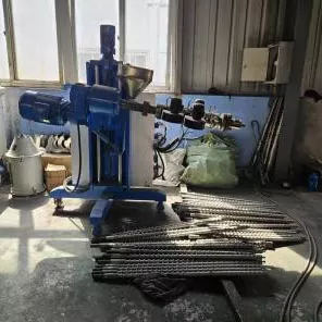 מכבש מיני עם בורג יחיד